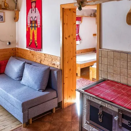 Orman Evi U Zofky Oscadnica